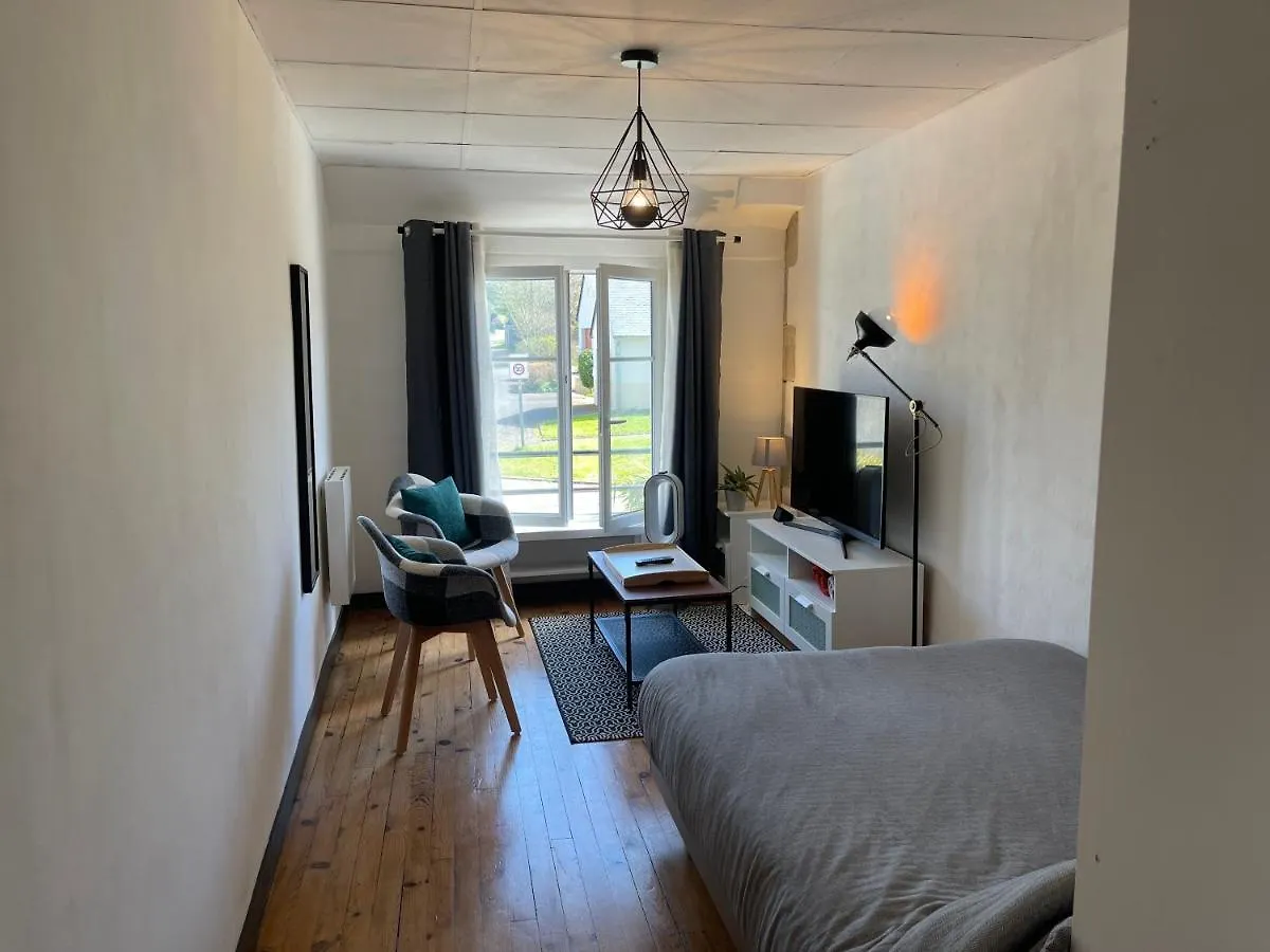 Apartment Studio 42M2 Centre-Bourg Saint-Hernin
