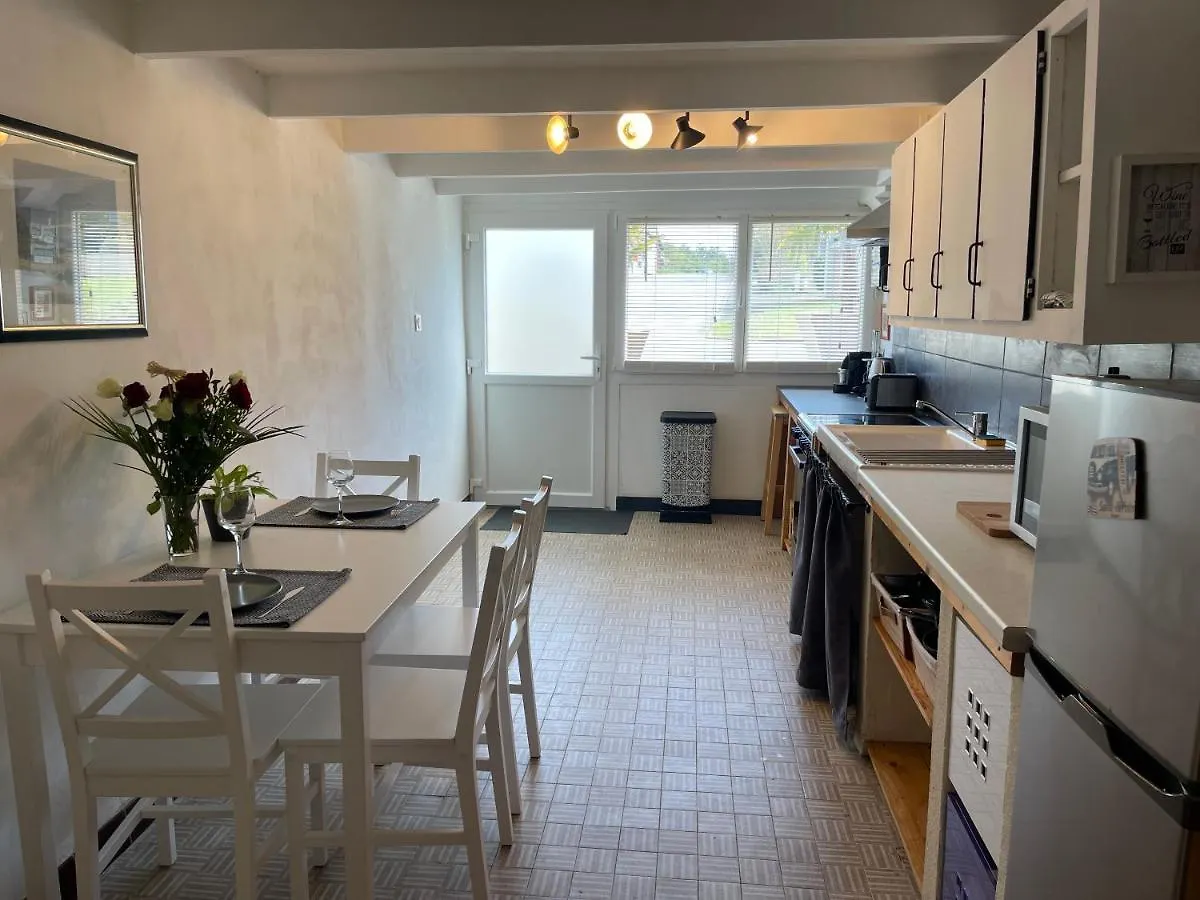 Studio 42M2 Centre-Bourg Saint-Hernin France